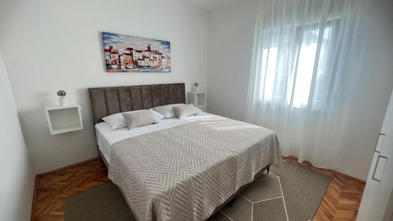Apartments Javorska Kaštela エクステリア 写真