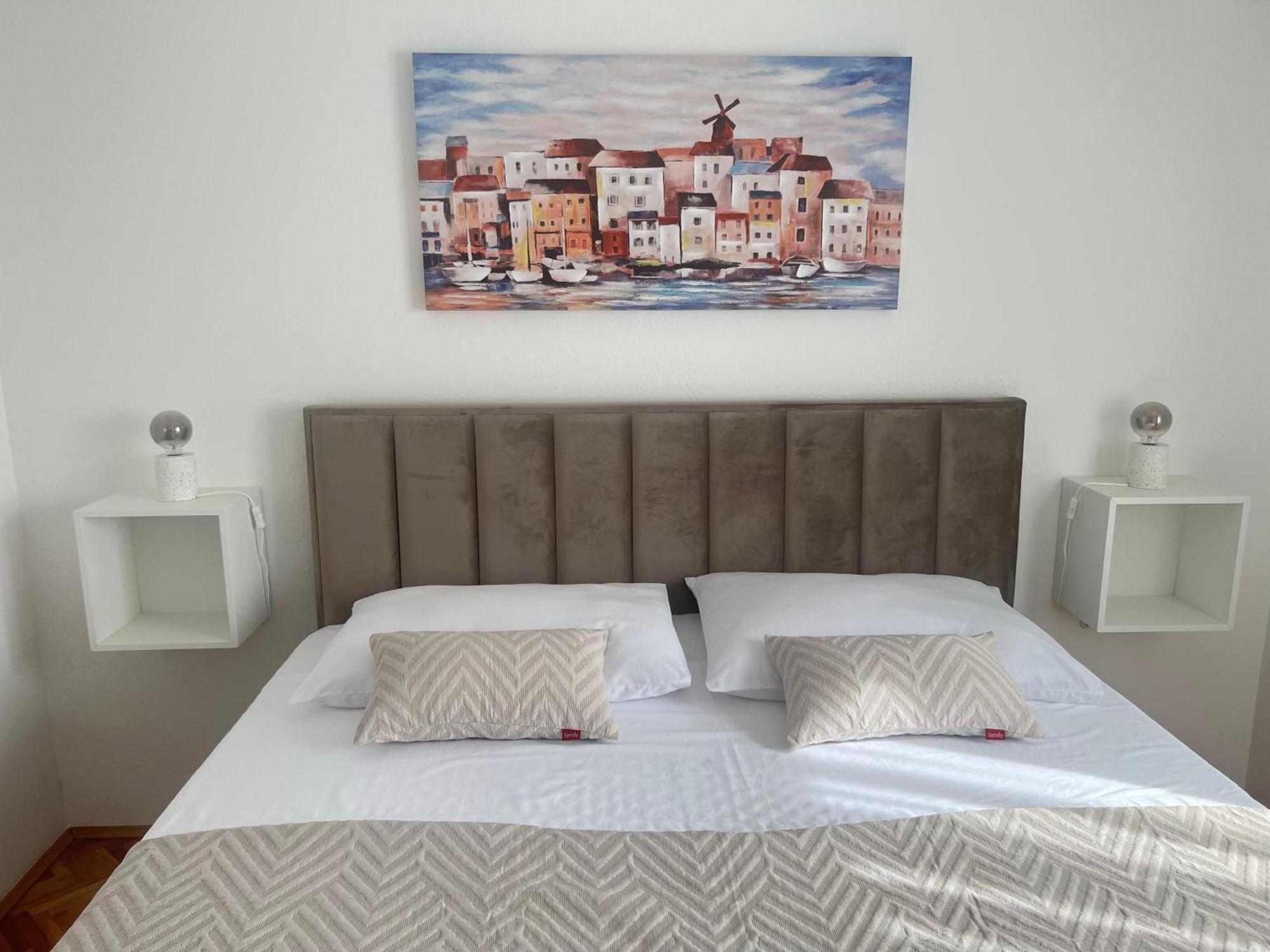 Apartments Javorska Kaštela エクステリア 写真